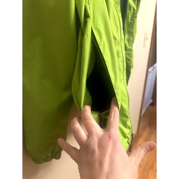 The North Face Lime Green Waterproof Hooded Jacket Pit Zips Women’s Small - Picture 8 of 8
